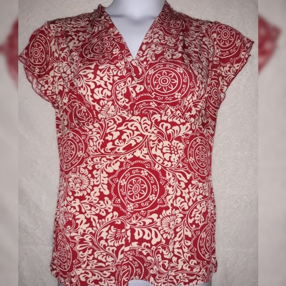 JKLA Tops - JKLA print blouse